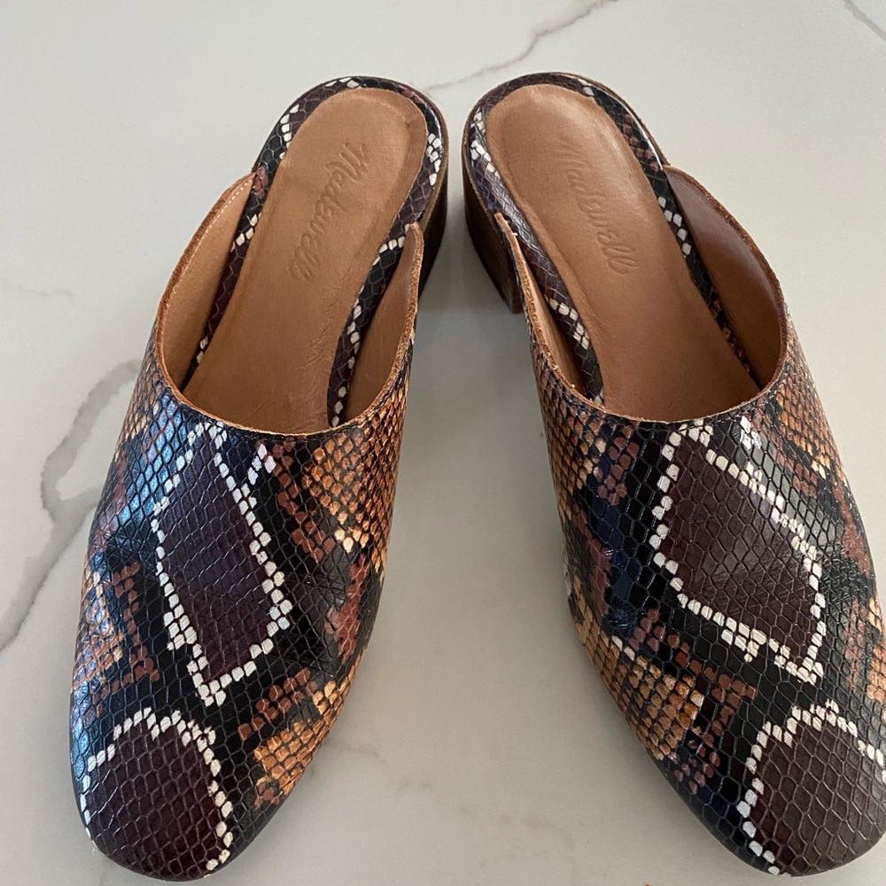 Madewell slides